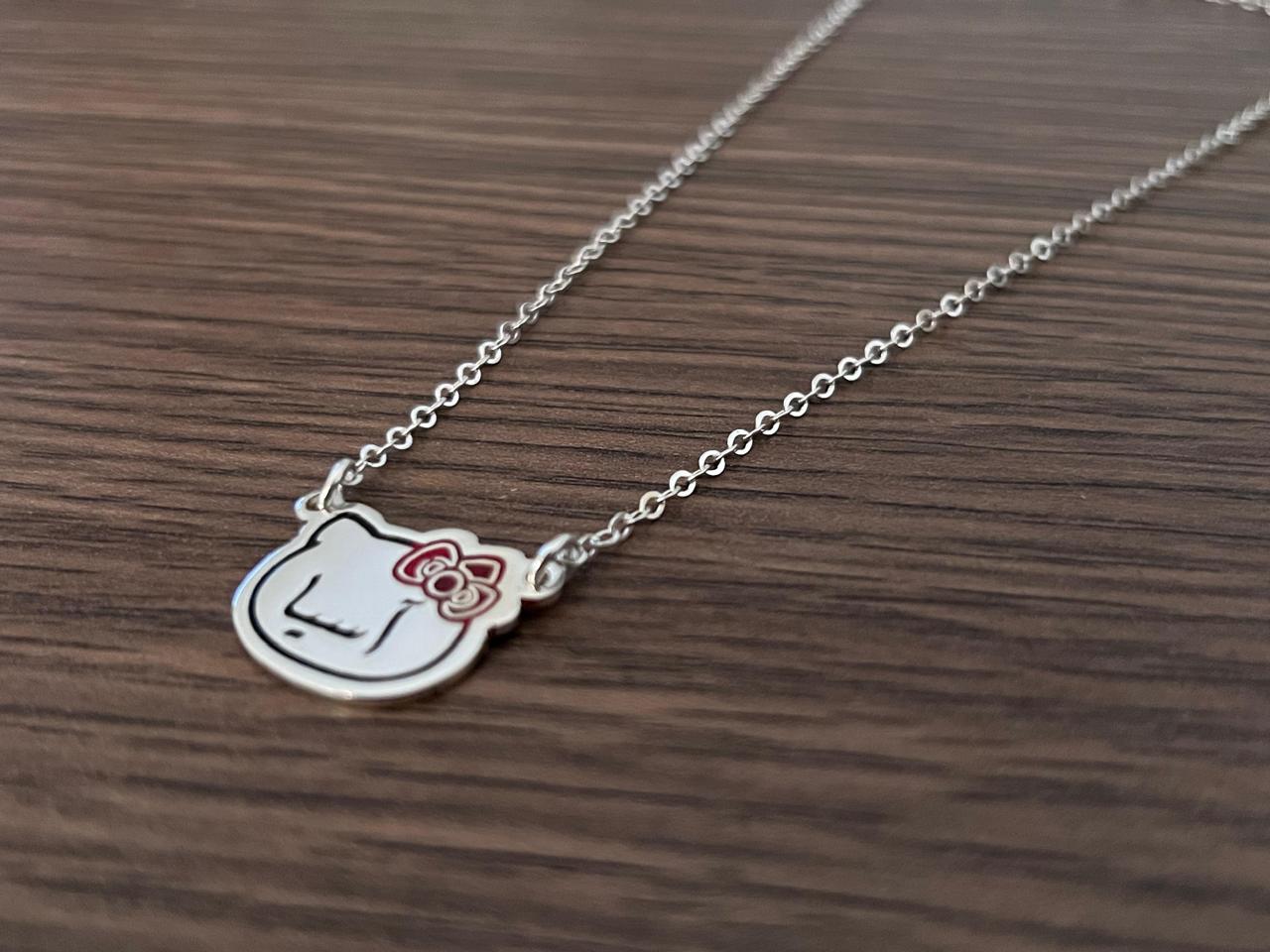 Hello kitty necklce