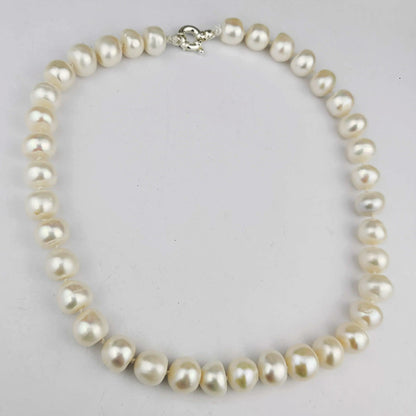 Pearla Necklace