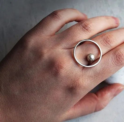 Circle Pearl Ring